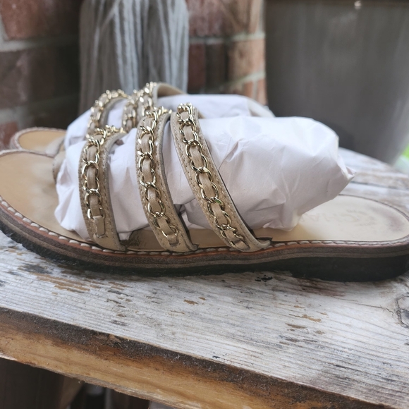 COPY - VINTAGE SANDALS BY CHANEL - Picture 5 of 6